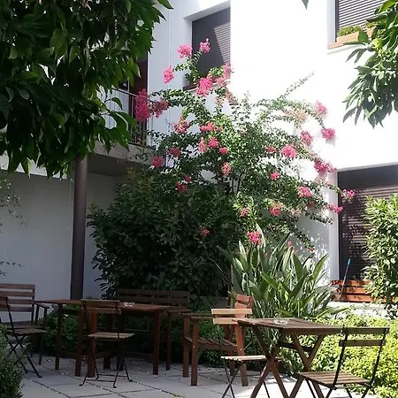Apartamentos Patio De Viana Córdoba